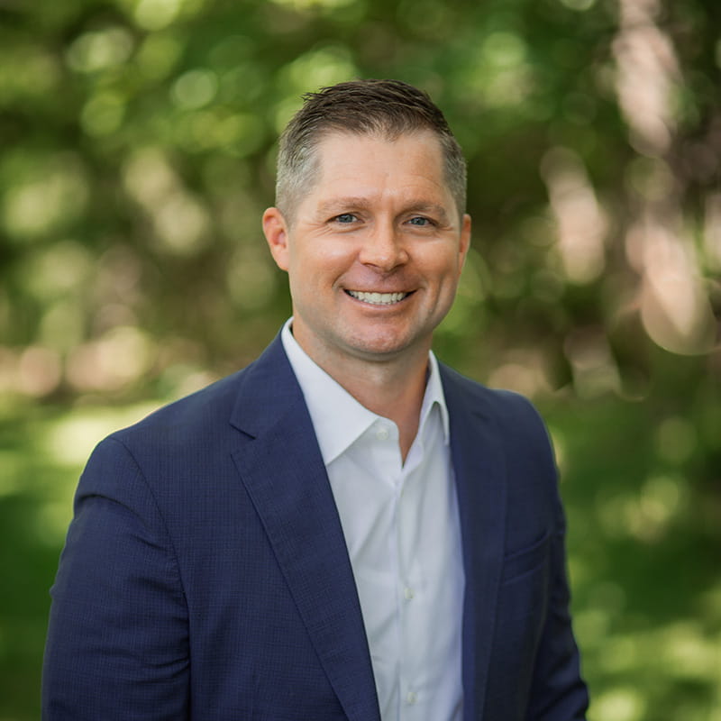 Meet Dr Stephen Gray